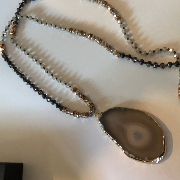 Isabel Elizondo Agate glass bead necklace - Picture 4 of 6